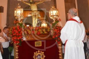 Oficios religiosos del mediodía y procesión del Santo Cristo de Telde (Foto TA)